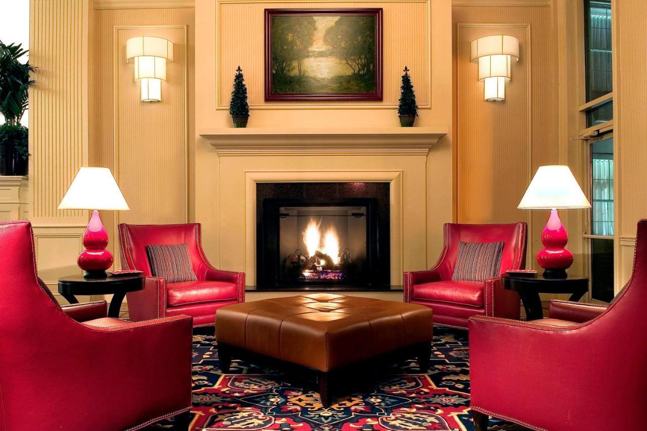 Four Points By Sheraton Wakefield Boston Hotel & Conference Center Экстерьер фото