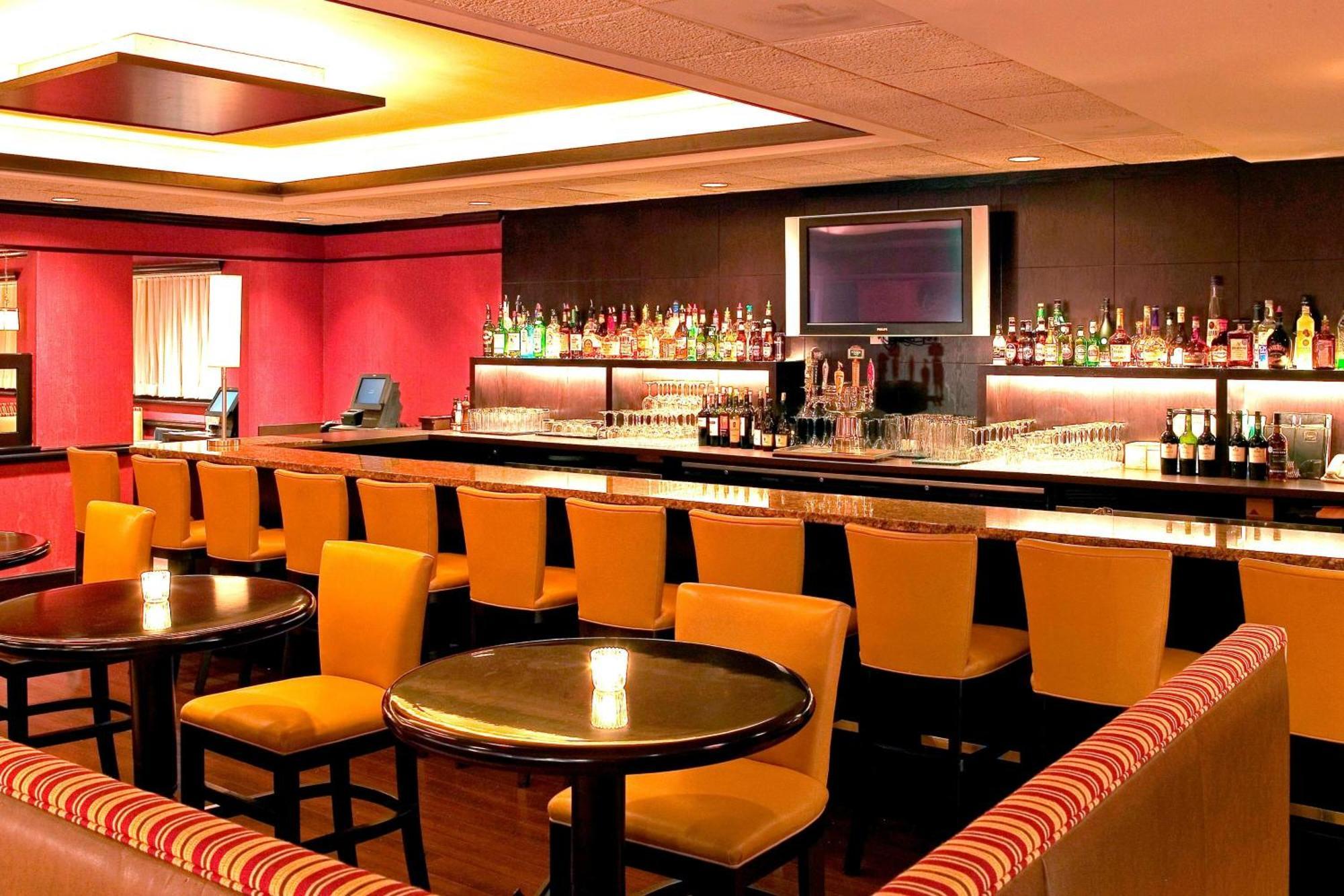 Four Points By Sheraton Wakefield Boston Hotel & Conference Center Экстерьер фото